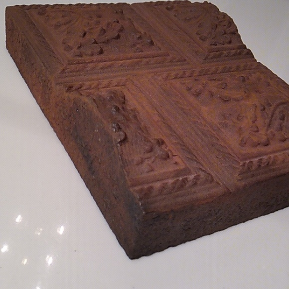 SOMERSET SQUARES *Signed iron Atlantis Tile, like Sid Dickens. *Rare & Retired - Picture 4 of 12